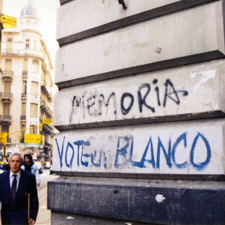 <p>'Memory' and 'vote blank' – two slogans summarising popular exasperation with the post-dictatorship Argentine political landscape. <br /></p>