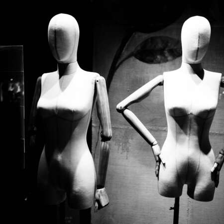<p>An impressive amount of sass from two minimalist mannequins.</p>