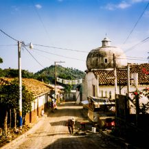 <p>Perquín, a town in the Morazán department of El Salvador, was a key stronghold of the FMLN guerrillas during the Salvadoran civil war of the 1980s. Today it hosts a museum dedicated to their revolutionary efforts.</p>